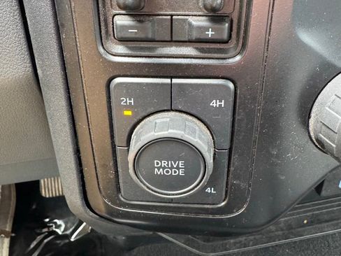 Used 2025 Ford F250 XLT image 21
