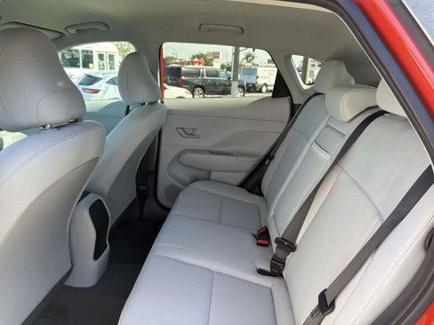 Used 2024 Hyundai Kona SE image 26