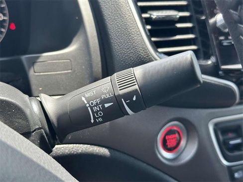 Certified 2025 Honda Ridgeline Sport image 25