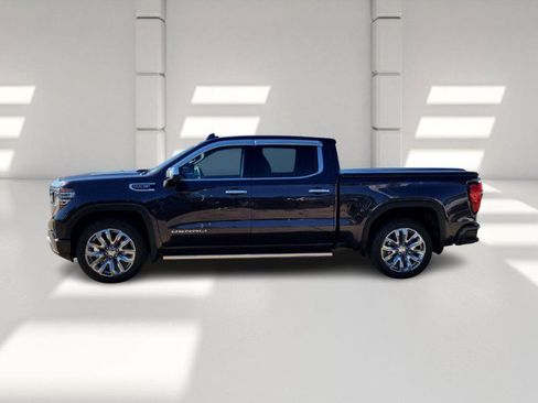 Used 2024 GMC Sierra 1500 Denali w/ Denali Reserve Package image 4