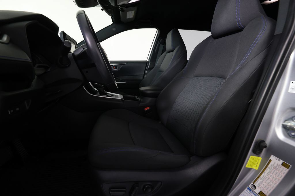 Used 2022 Toyota RAV4 SE AWD/4WD image 14
