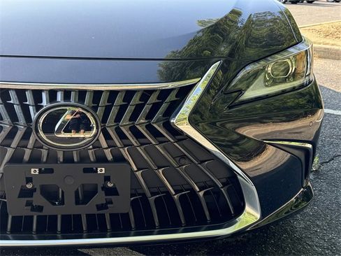 New 2025 Lexus ES 350 w/ Premium Package image 12