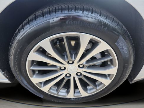 Used 2017 Buick LaCrosse Essence w/ Sun and Shade Package FWD image 34