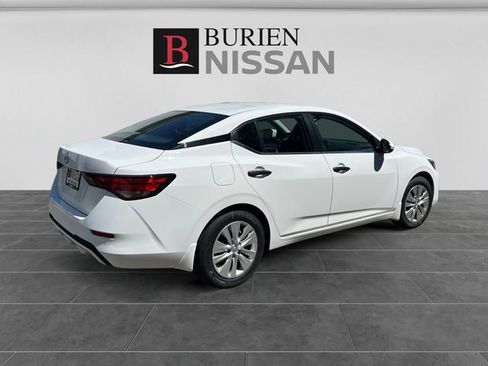 Used 2025 Nissan Sentra S FWD image 5