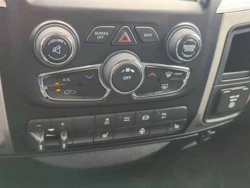 Used 2014 RAM 2500 Big Horn AWD/4WD image 27