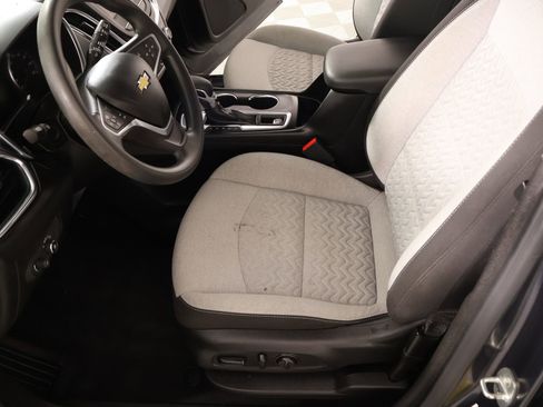 Used 2022 Chevrolet Equinox LT FWD image 10