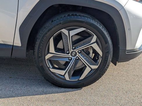 Used 2022 Hyundai Tucson Limited w/ Cargo Package AWD/4WD image 9