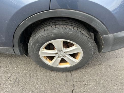 Used 2013 Toyota RAV4 XLE image 10