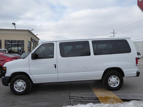 Used 2013 Ford E-350 and Econoline 350 XL image 4