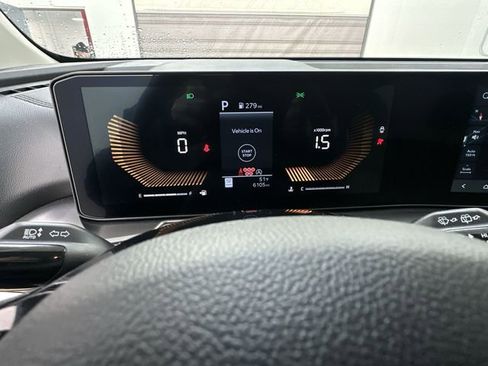 Used 2025 Kia Sorento S AWD/4WD image 11