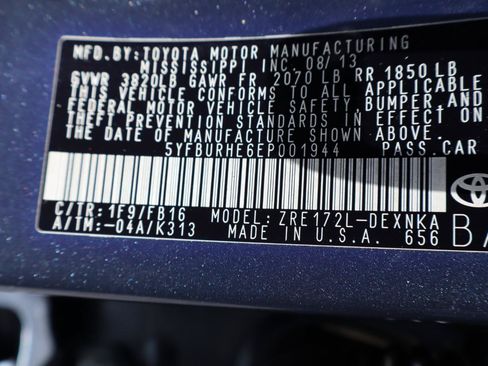Used 2014 Toyota Corolla LE Premium FWD image 36