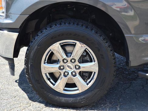 Used 2019 Ford F150 XLT w/ Equipment Group 302A Luxury AWD/4WD image 55