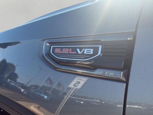 Used 2019 GMC Sierra 1500 AT4 w/ AT4 Premium Package AWD/4WD image 17