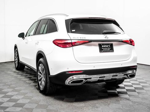 Certified 2024 Mercedes-Benz GLC 300 image 2