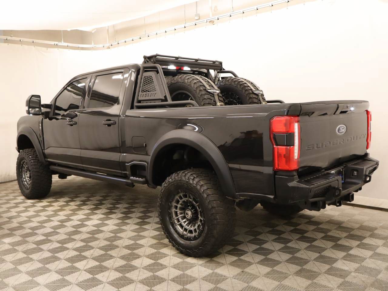 Used 2024 Ford F250 Lariat w/ Lariat Ultimate Package AWD/4WD image 3