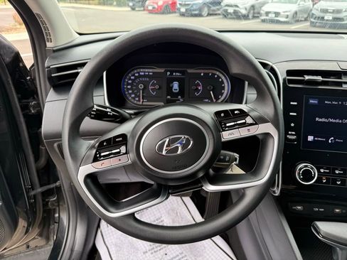 Certified 2023 Hyundai Tucson SE image 16