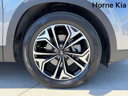 Used 2019 Hyundai Santa Fe FWD image 8