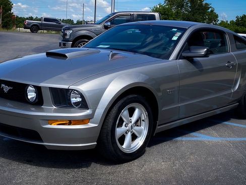 Used 2008 Ford Mustang GT RWD image 5