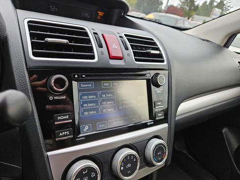 Used 2017 Subaru Crosstrek 2.0i Premium AWD/4WD image 20