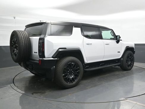 Used 2025 GMC Hummer EV 3X w/ LPO, Dark Essentials Package AWD/4WD image 4