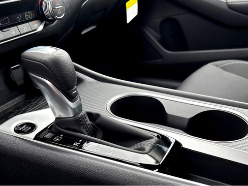 New 2026 Nissan Altima 2.5 SV FWD image 16