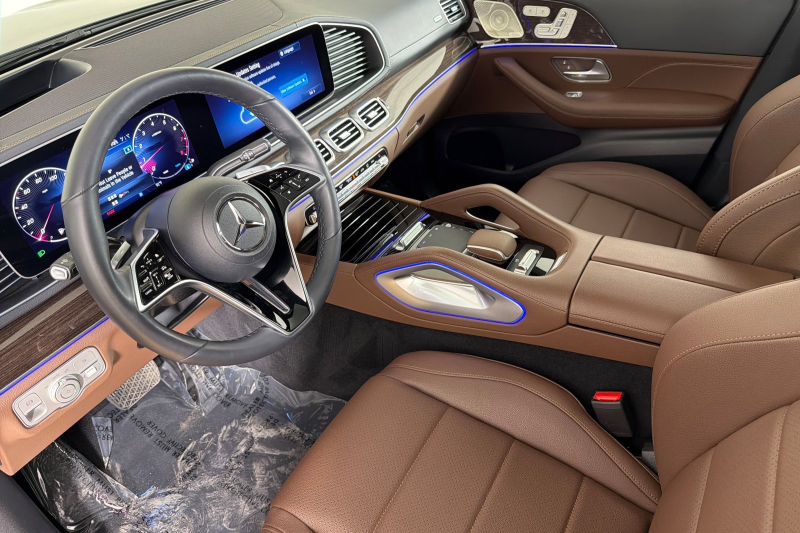Used 2026 Mercedes-Benz GLS 450 4MATIC image 9