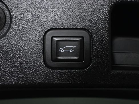 Used 2026 Chevrolet Equinox ACTIV w/ Safety and Technology Package AWD/4WD image 26