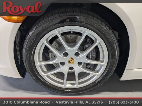 Used 2018 Porsche 718 Cayman RWD image 20