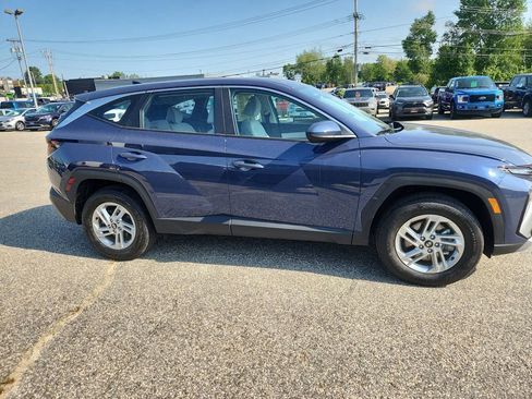 Used 2025 Hyundai Tucson SE image 8