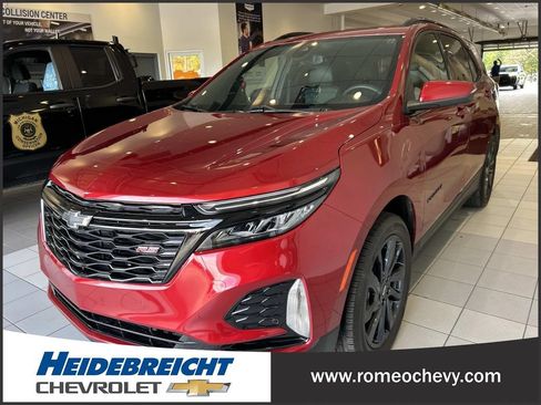 Certified 2024 Chevrolet Equinox RS w/ RS Leather Package AWD/4WD image 6