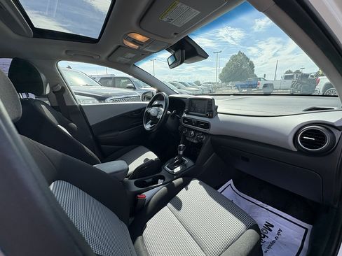 Used 2021 Hyundai Kona SEL Plus w/ Cargo Package FWD image 40