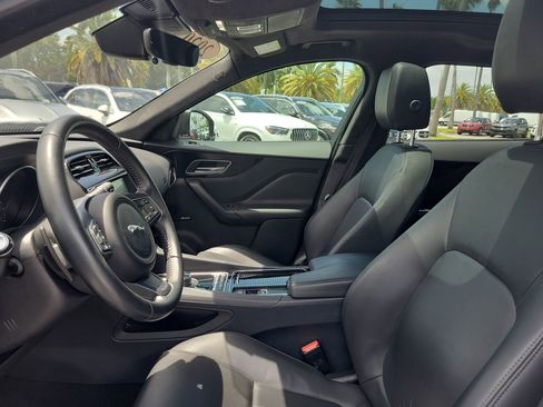 Used 2020 Jaguar F-PACE Premium AWD/4WD image 25