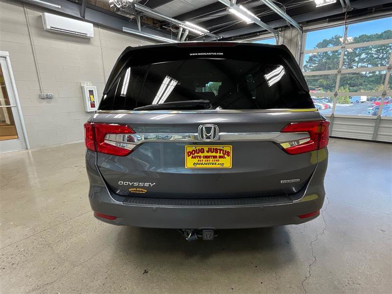 Used 2018 Honda Odyssey Touring image 4