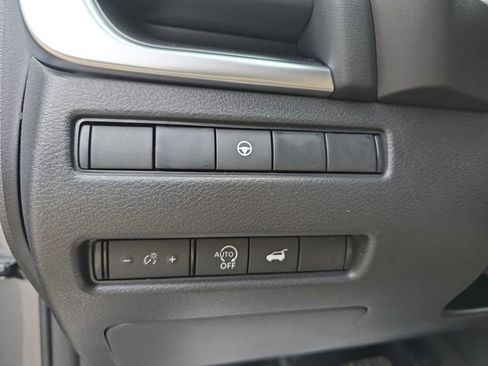 New 2026 Nissan Rogue SV image 30