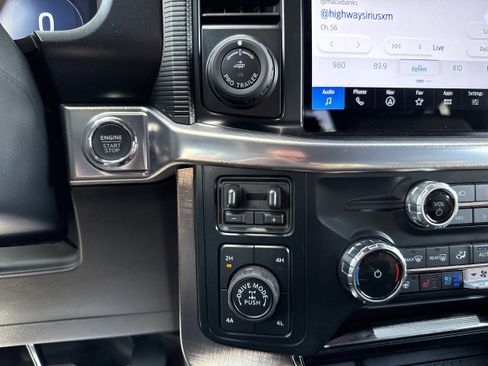 Used 2025 Ford F150 King Ranch w/ FX4 Off-Road Package image 26