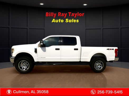 Used 2019 Ford F250 XLT image 2