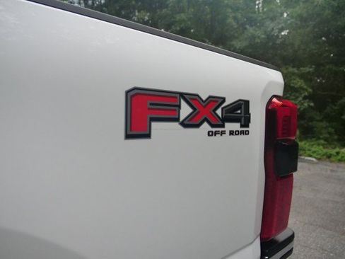 Used 2023 Ford F250 Lariat w/ Tow Technology Package AWD/4WD image 30