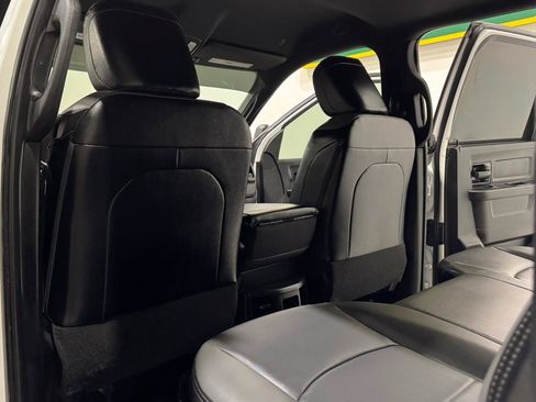 Used 2023 RAM 2500 Tradesman AWD/4WD image 18