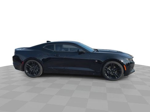 Used 2024 Chevrolet Camaro LT w/ RS Package RWD image 10