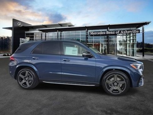 Certified 2026 Mercedes-Benz GLE 450 4MATIC image 1