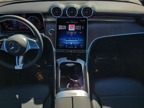 Used 2026 Mercedes-Benz GLC 300 GLC 300 image 18