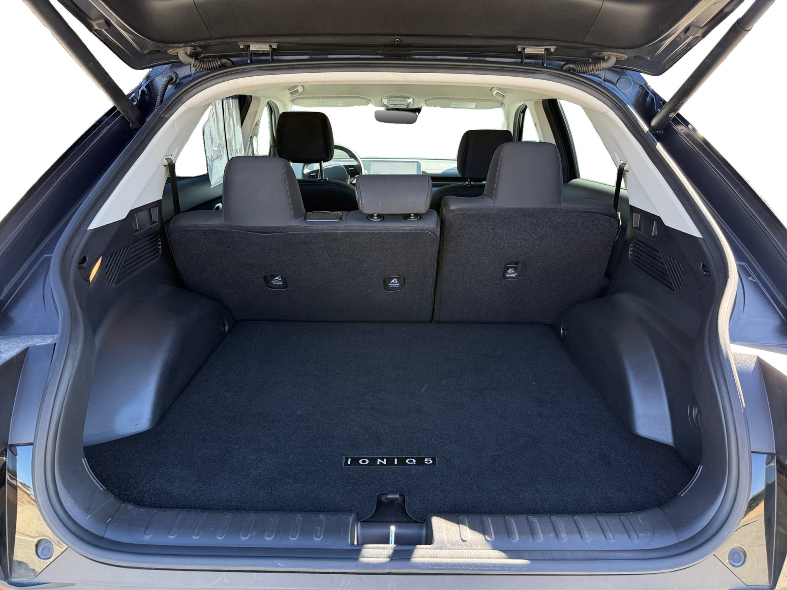 Certified 2024 Hyundai Ioniq 5 SEL AWD/4WD image 17