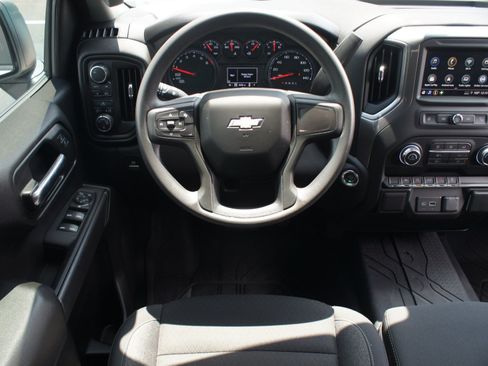 Used 2024 Chevrolet Silverado 1500 Custom AWD/4WD image 5