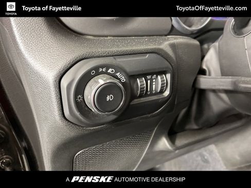 Used 2022 Jeep Wrangler Sport S image 16