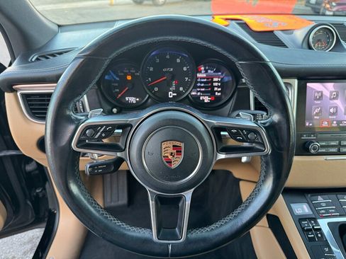 Used 2017 Porsche Macan GTS AWD/4WD image 21