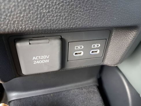 New 2025 Toyota Tacoma Trailhunter image 9