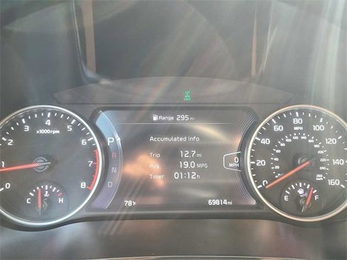 Used 2021 Kia Seltos SX w/ SX Sunroof Package image 23