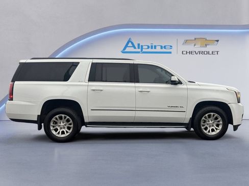 Used 2018 GMC Yukon XL SLT w/ Open Road Package AWD/4WD image 6