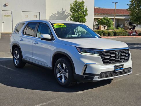 New 2025 Honda Pilot EX-L image 7