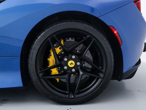 Certified 2023 Ferrari F8 Tributo RWD image 41